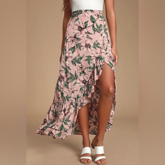 Never worn - Haole Blush Pink Tropical Print Ruffled Maxi Skirt - Picture 3 of 5